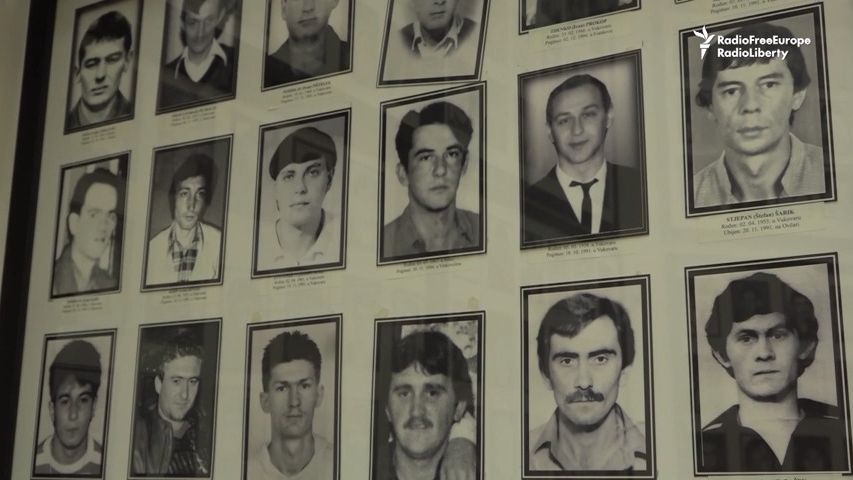 Syna odvlekli vojáci. Ani 30 let od bitvy o Vukovar neví, co se s ním stalo
